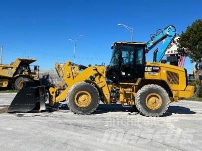 CAT 938M 轮式装载机