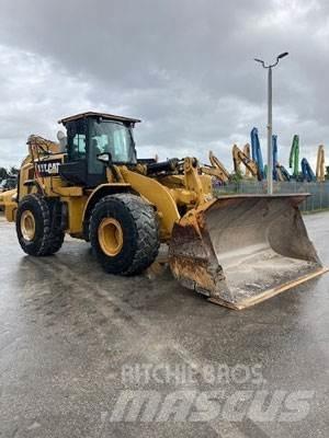 CAT 966M 轮式装载机