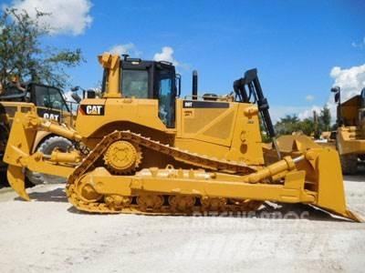CAT D8T 履带式推土机
