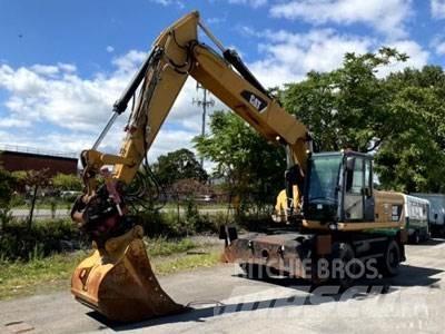 CAT M322D 轮式挖掘机