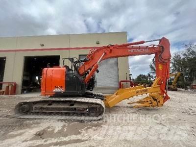 Hitachi ZX225USLC-6 工业挖掘机