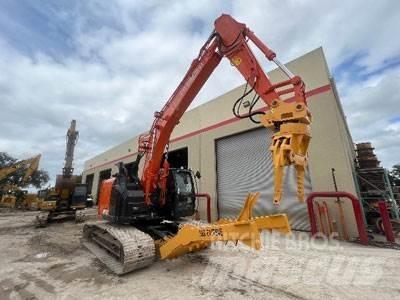 Hitachi ZX225USLC-6 工业挖掘机