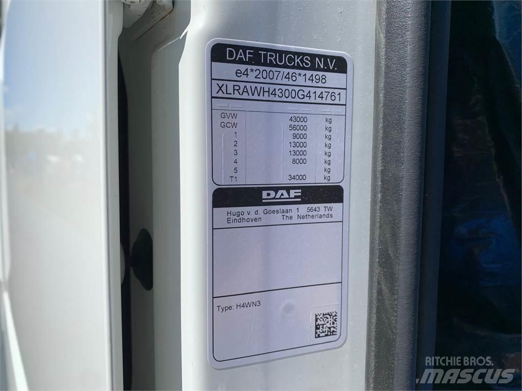 DAF XF 430 8x4*4 平板车