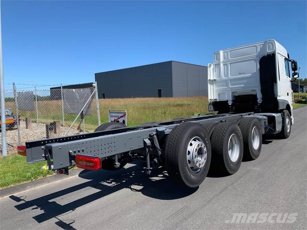 DAF XF 430 8x4*4 平板车