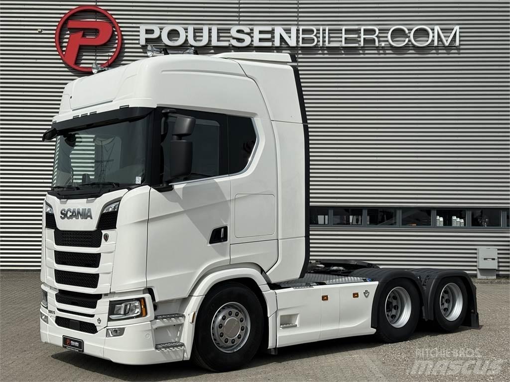 Scania S590 3150 牵引车