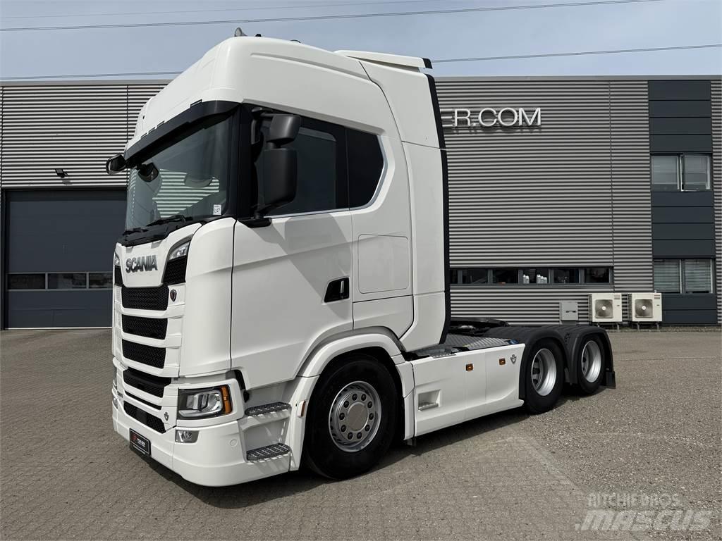 Scania S590 3150 牵引车