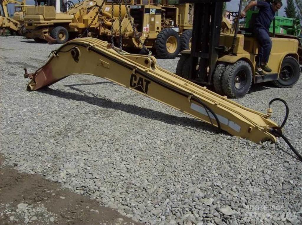 CAT 212 底盘和悬架