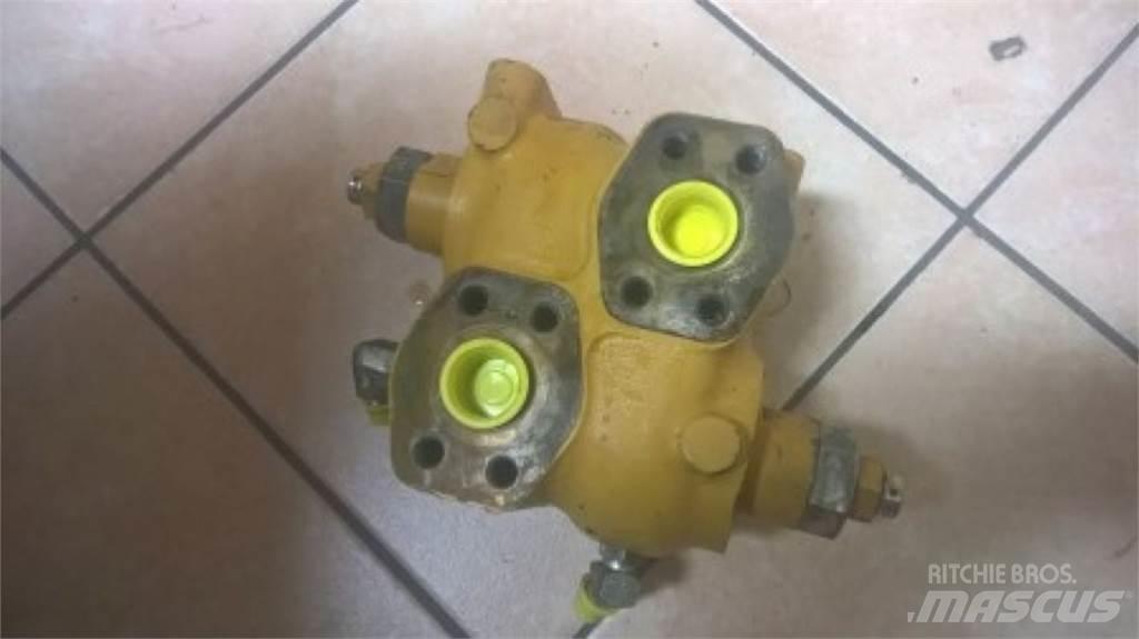 CAT 231D 建筑机械-其他