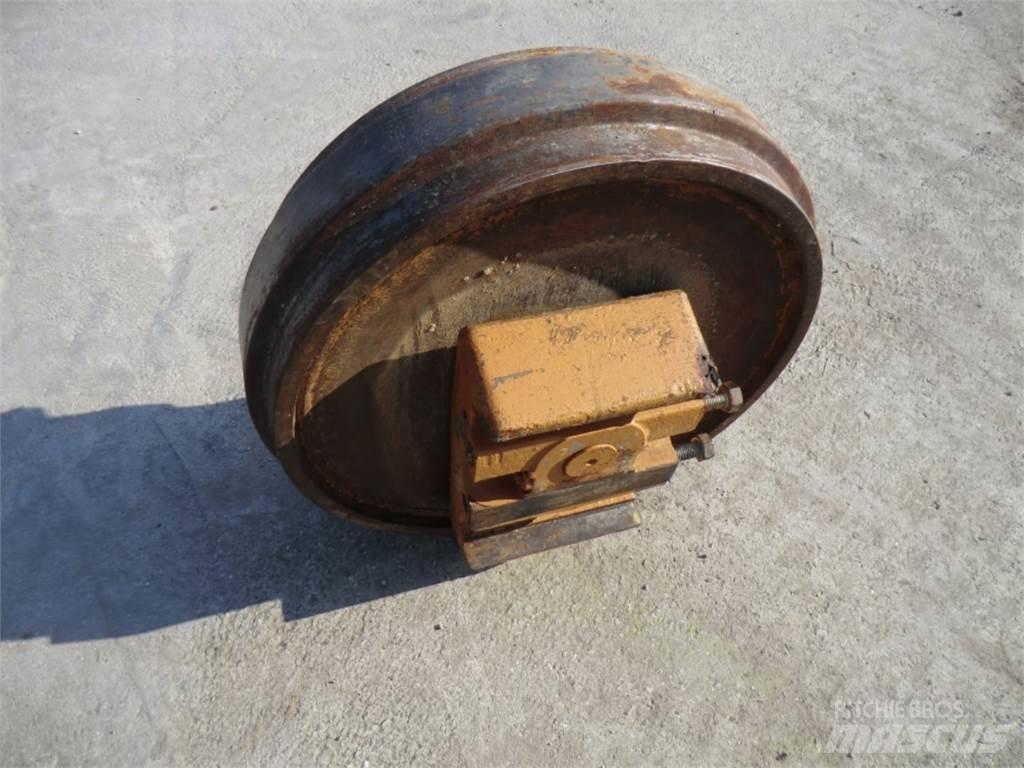 CAT 231D 履带、链条和底盘