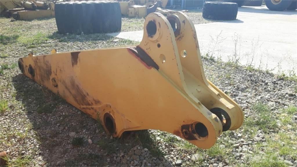 CAT 231D 底盘和悬架