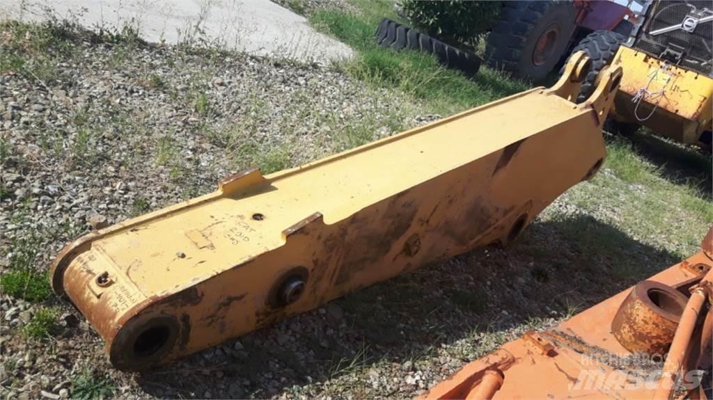 CAT 231D 底盘和悬架
