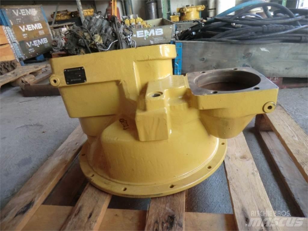 CAT 320B 底盘和悬架