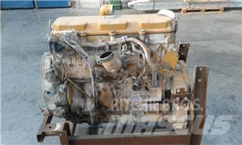 CAT 3304 发动机