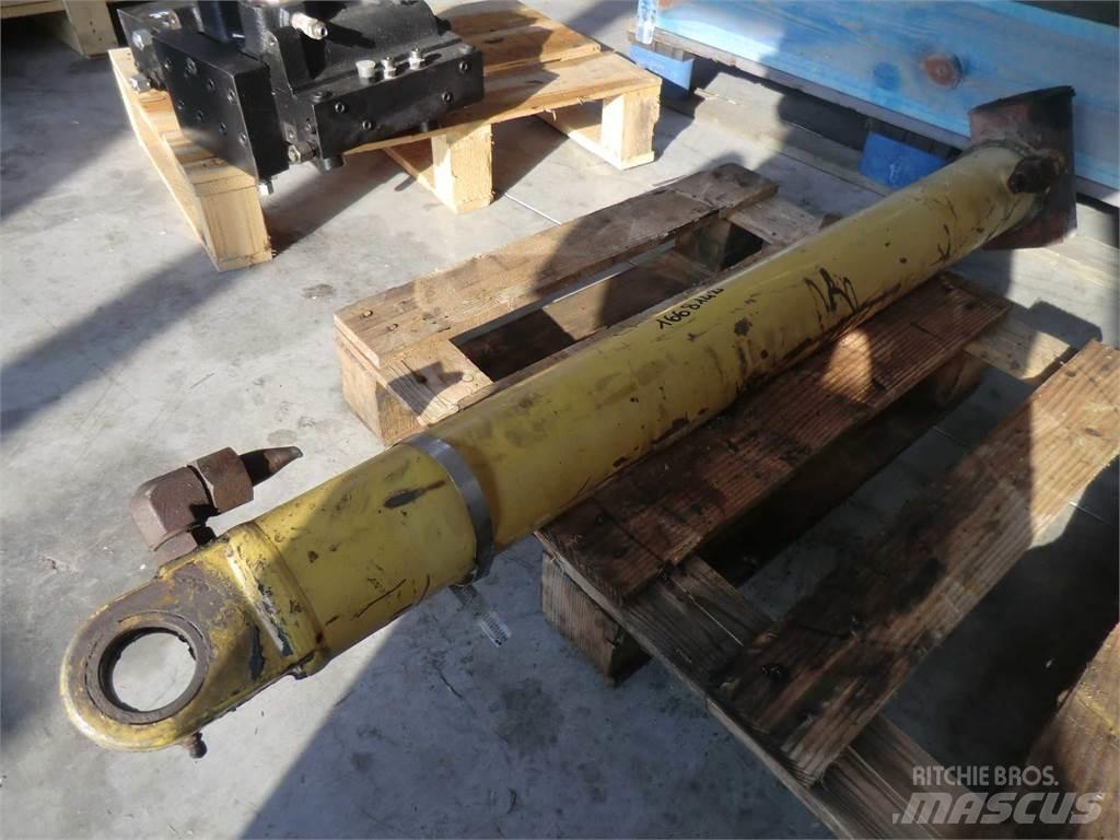 CAT 438C 建筑机械-其他