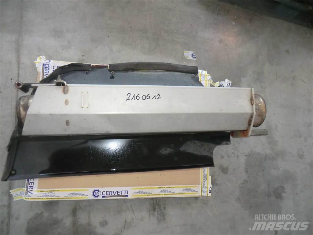 CAT 735 底盘和悬架
