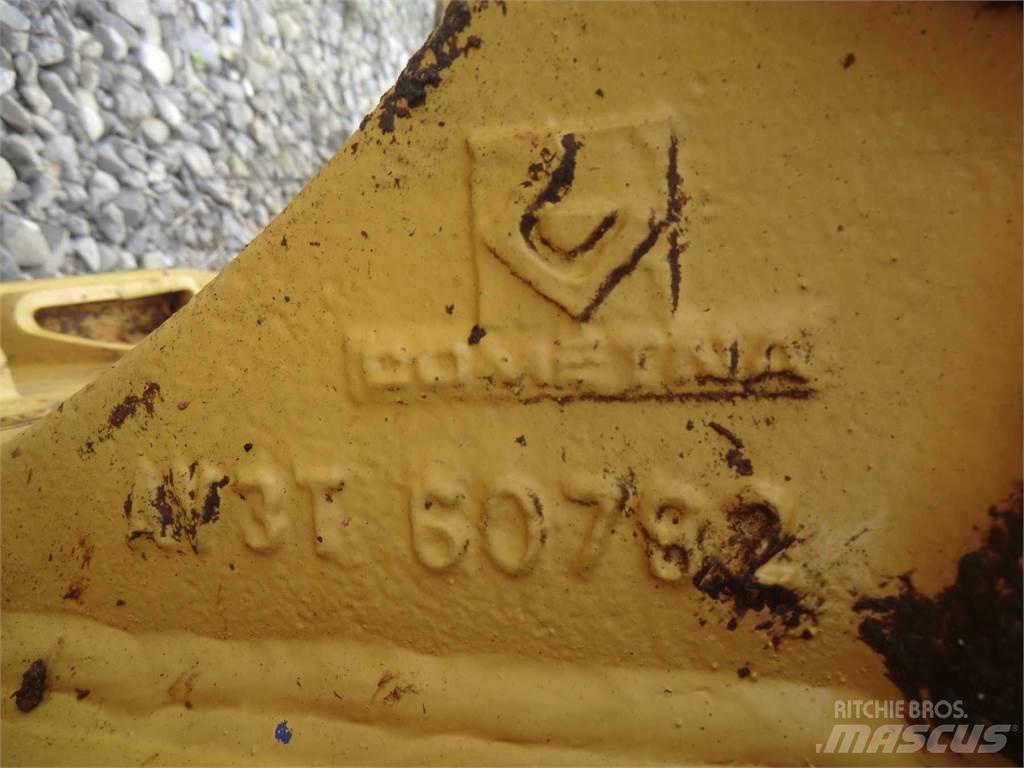 CAT 735 底盘和悬架