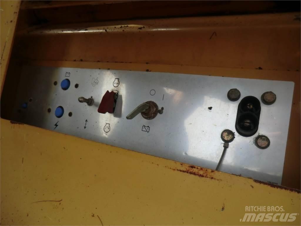 CAT 735 底盘和悬架