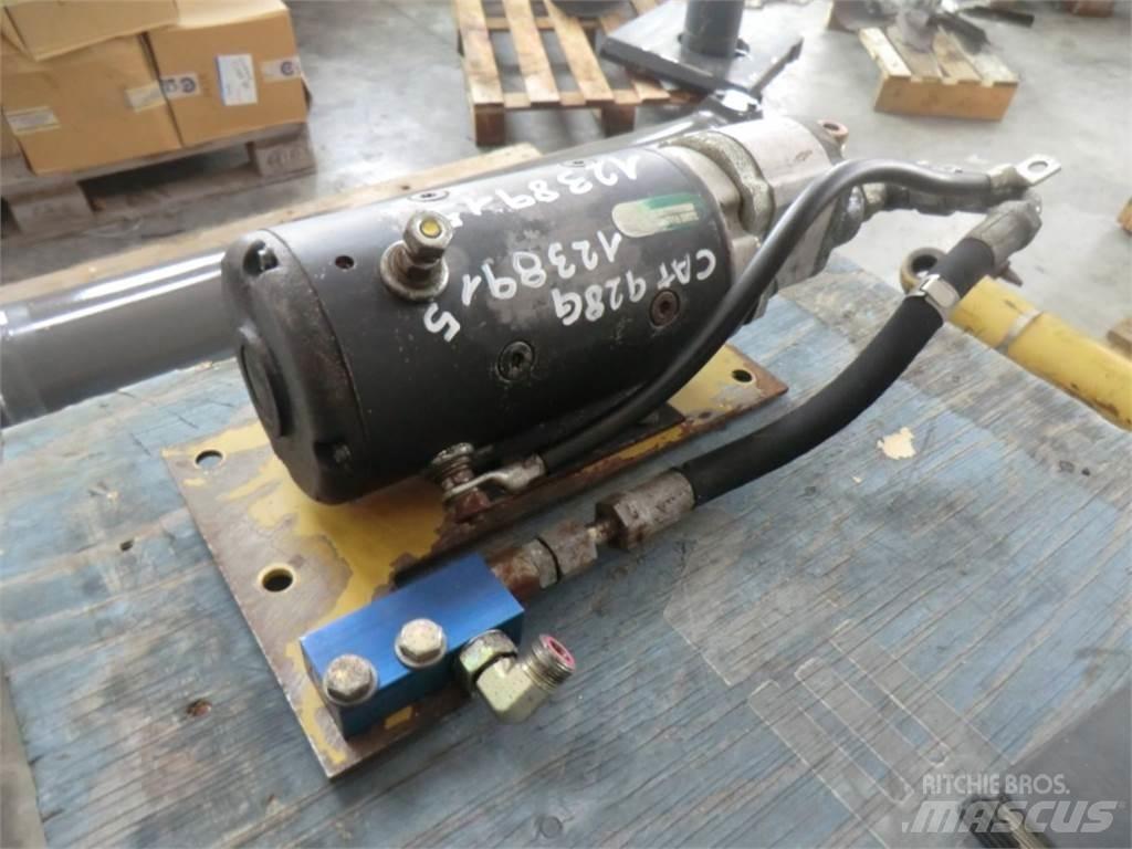 CAT 928G 建筑机械-其他