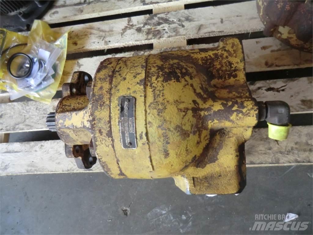 CAT 928G 底盘和悬架