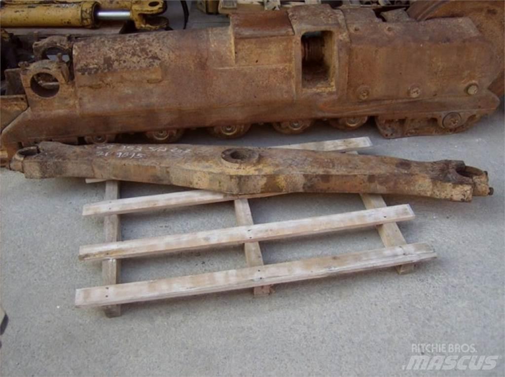CAT 953 履带、链条和底盘