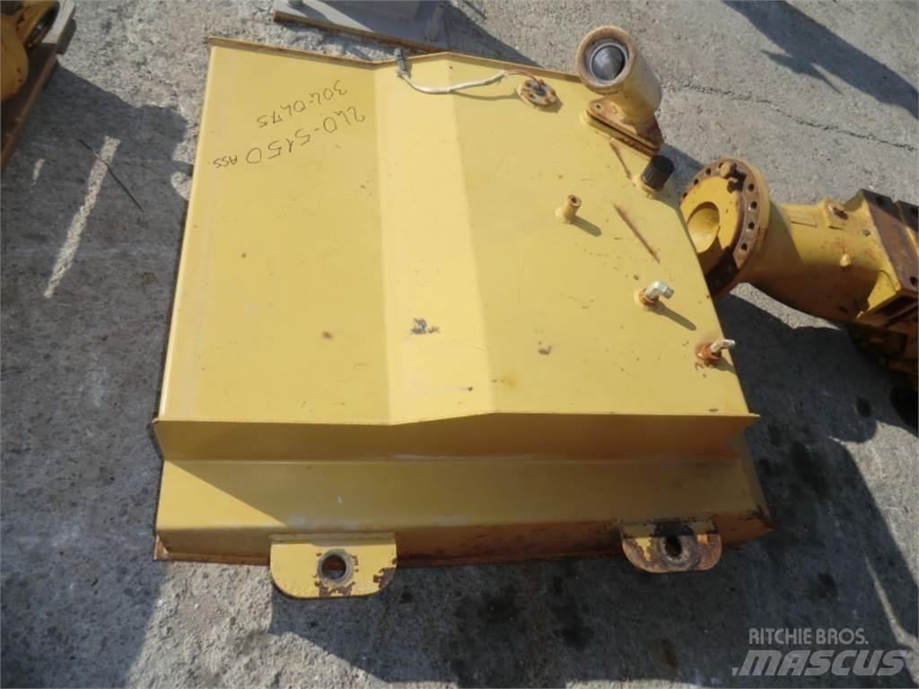 CAT 962H 底盘和悬架