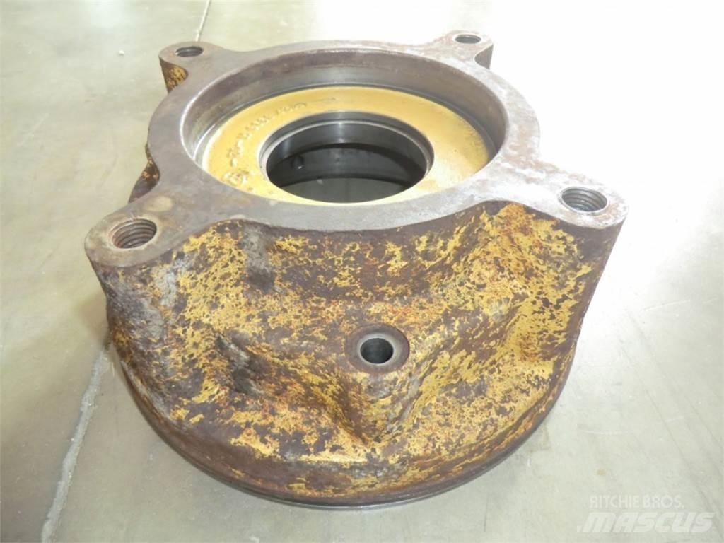CAT 963C 底盘和悬架