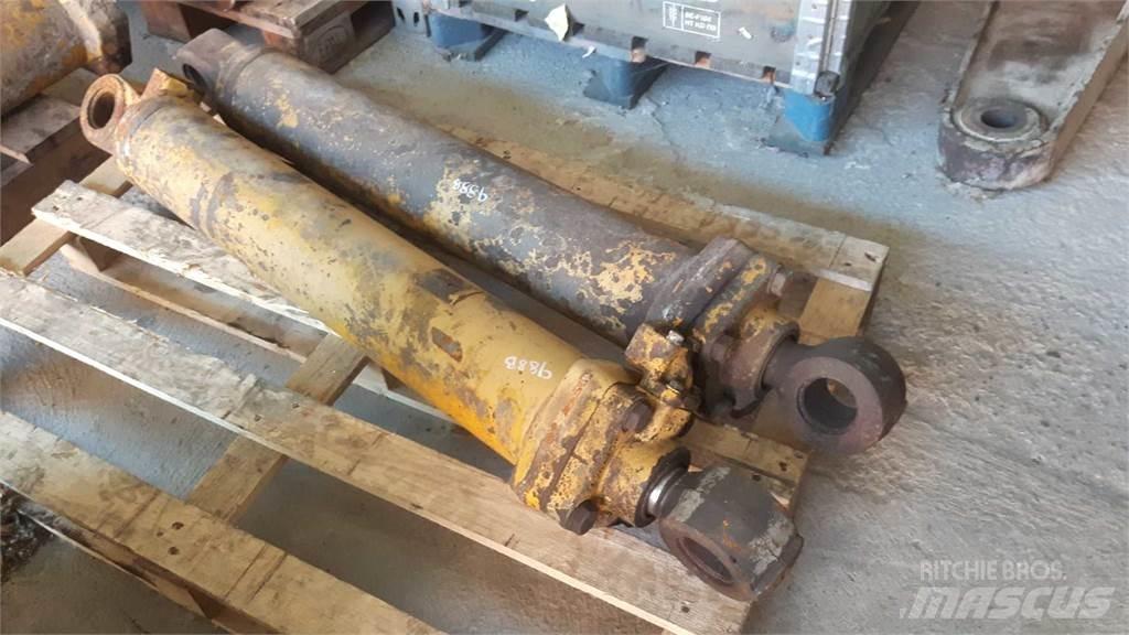 CAT 988B 建筑机械-其他