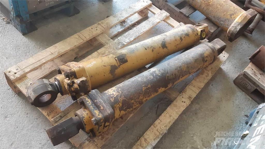 CAT 988B 建筑机械-其他