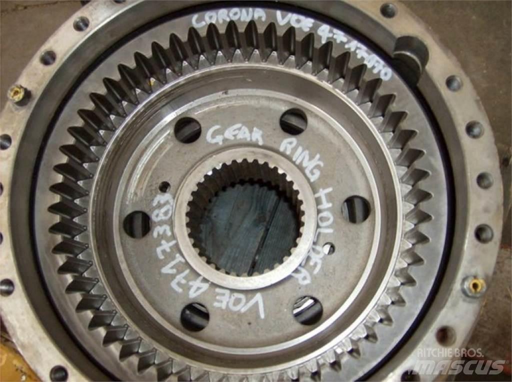 CAT 988G 底盘和悬架