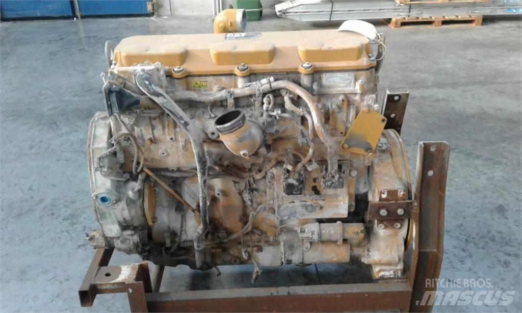 CAT C13 发动机