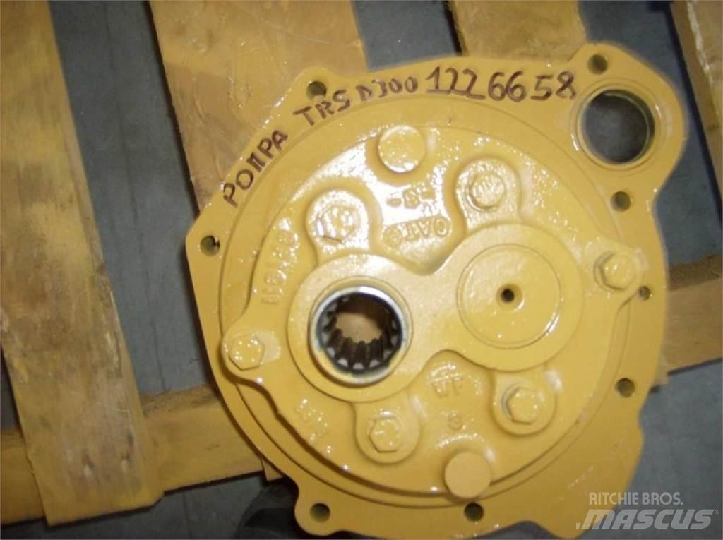 CAT D300D 建筑机械-其他