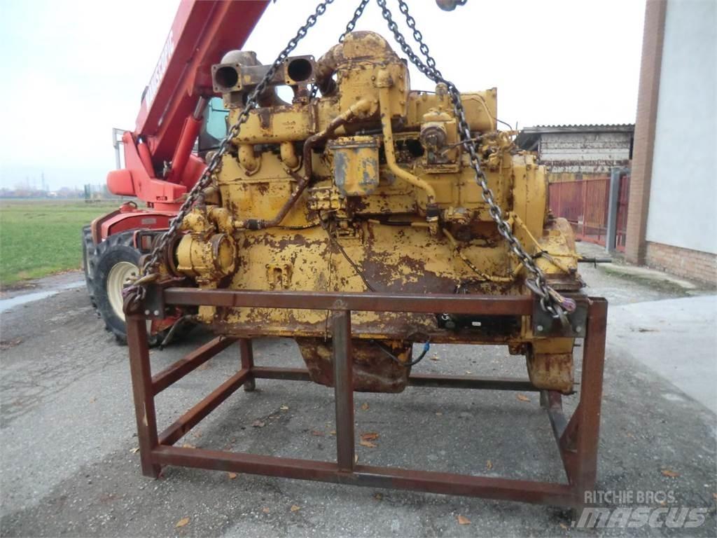 CAT D353 发动机