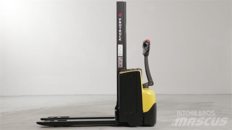 BT SWE080L 行走式堆垛机