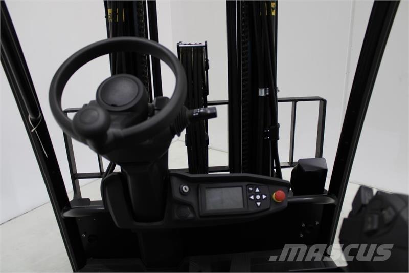 CAT EP20N 电动叉车