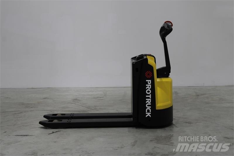 Hyster P1.6 手摇升降机