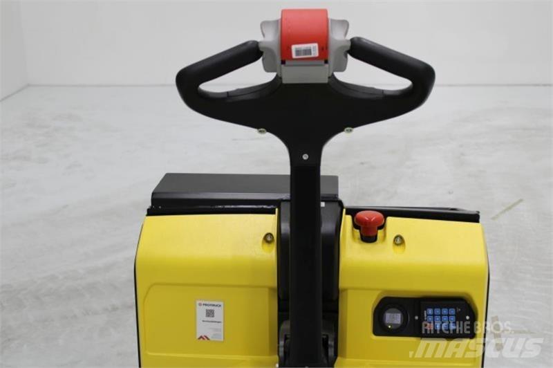 Hyster P1.6 手摇升降机