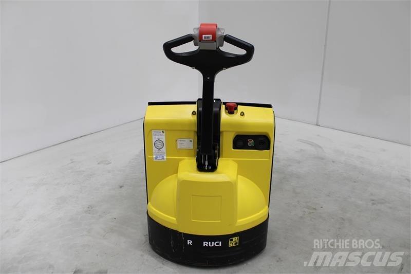 Hyster P1.6 手摇升降机