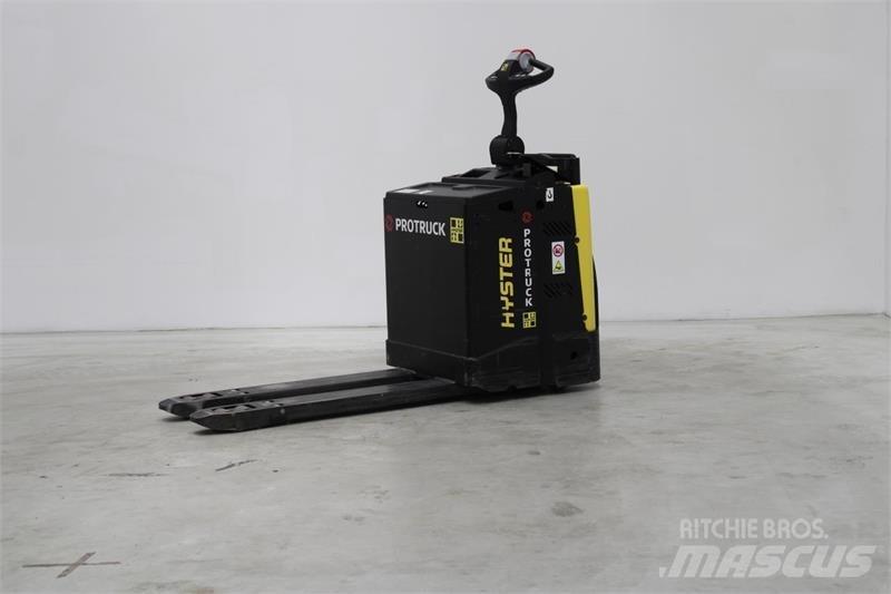 Hyster P2.0S 电动搬运车