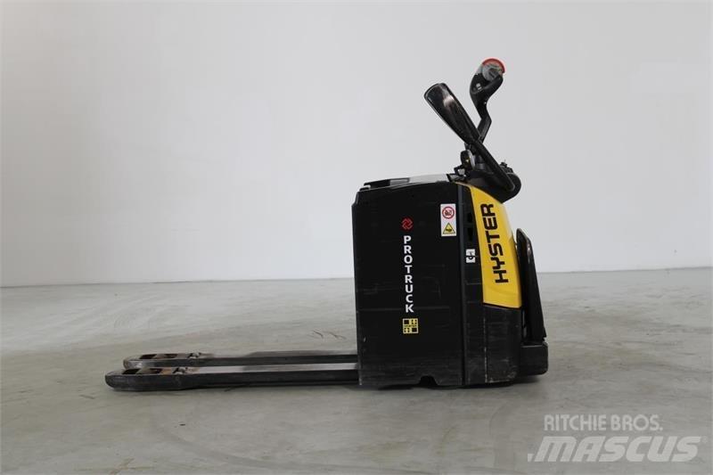 Hyster P2.0S 电动搬运车