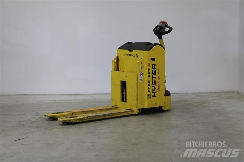 Hyster P3.0 手摇升降机