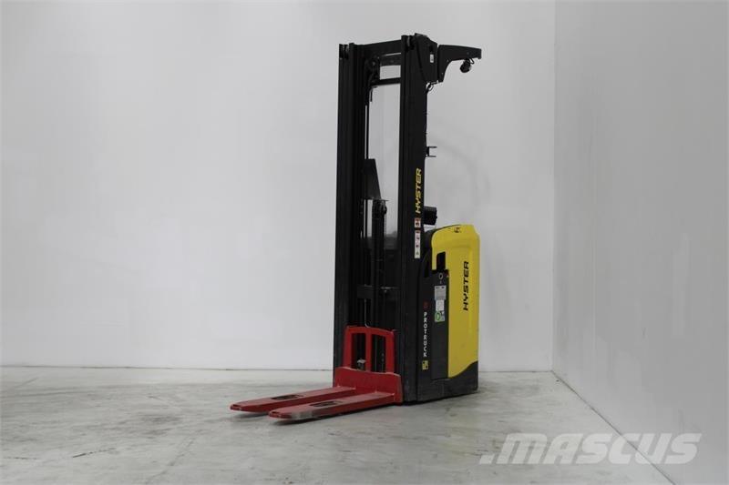 Hyster RS1.6 行走式堆垛机