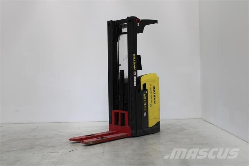 Hyster RS1.6 行走式堆垛机
