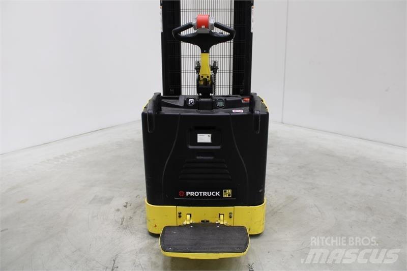 Hyster S1.5S 行走式堆垛机