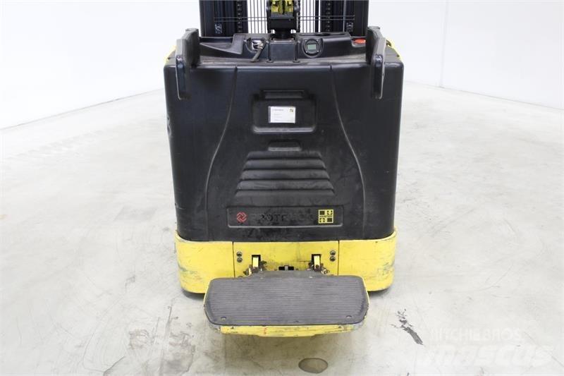 Hyster S1.5S 行走式堆垛机