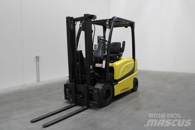 Yale ERP25VL 电动叉车