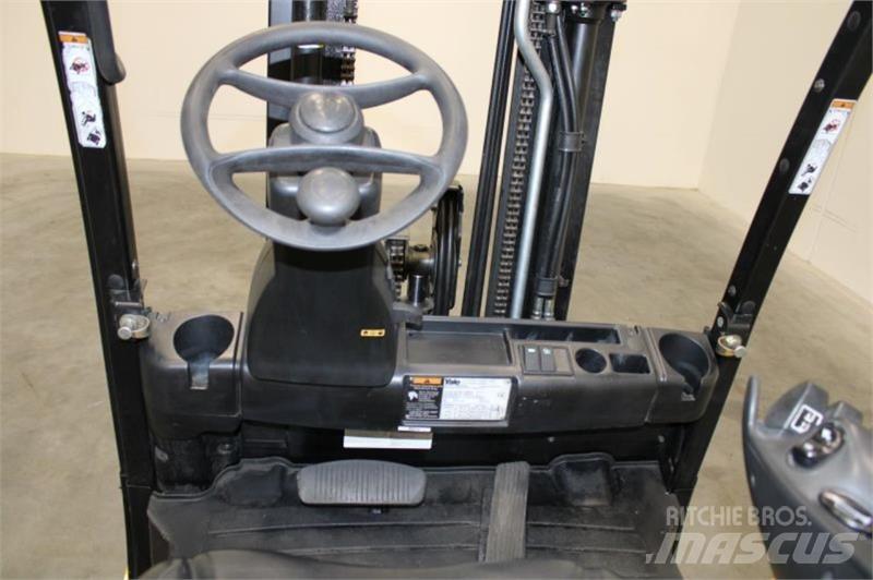 Yale ERP25VL 电动叉车