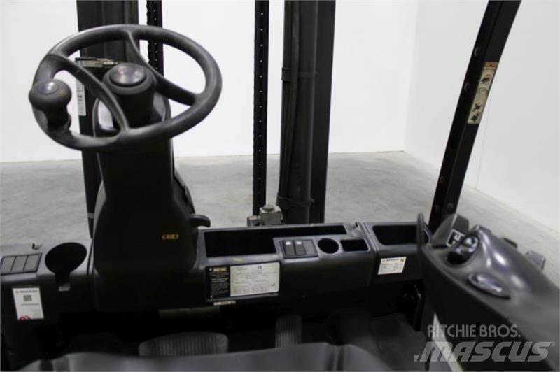 Yale ERP50VM 电动叉车