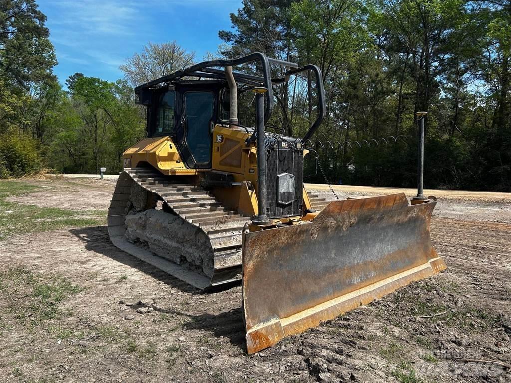 CAT D5 履带式推土机