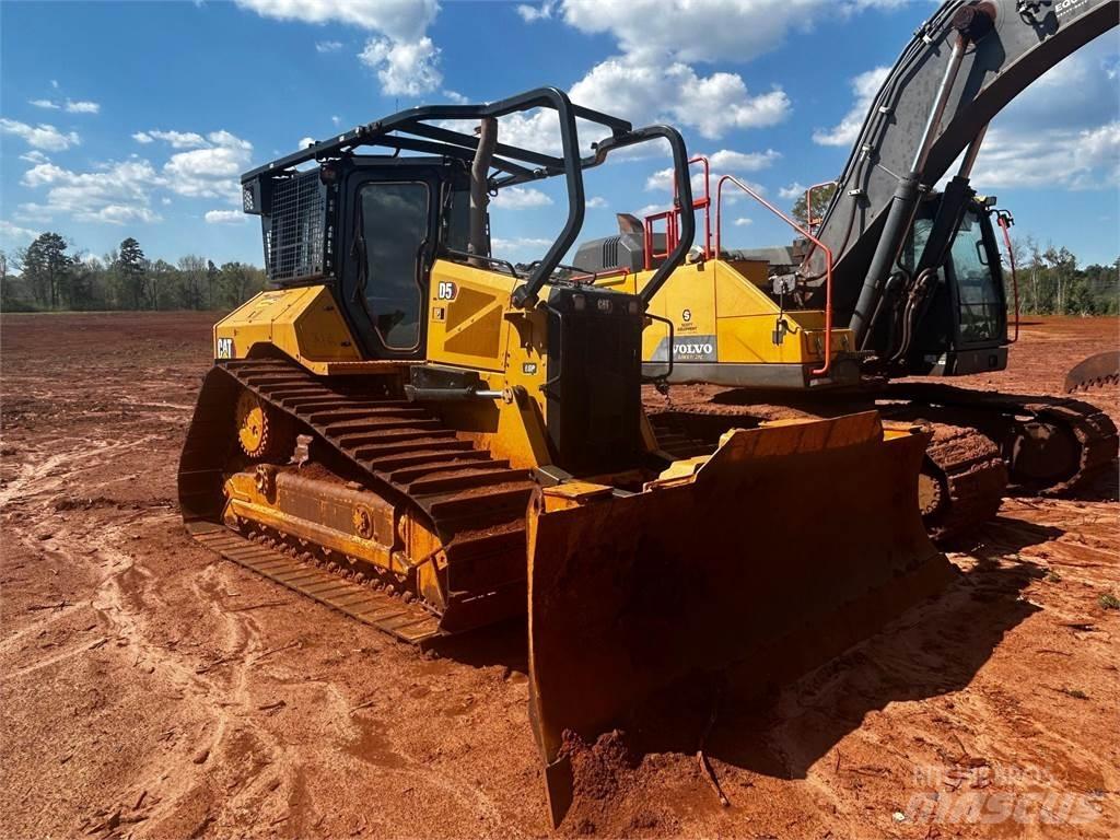 CAT D5 履带式推土机