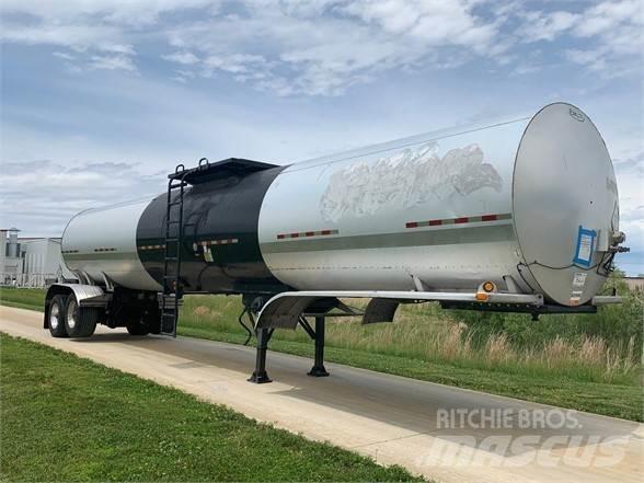 Etnyre ARA 7,250 油罐半挂车